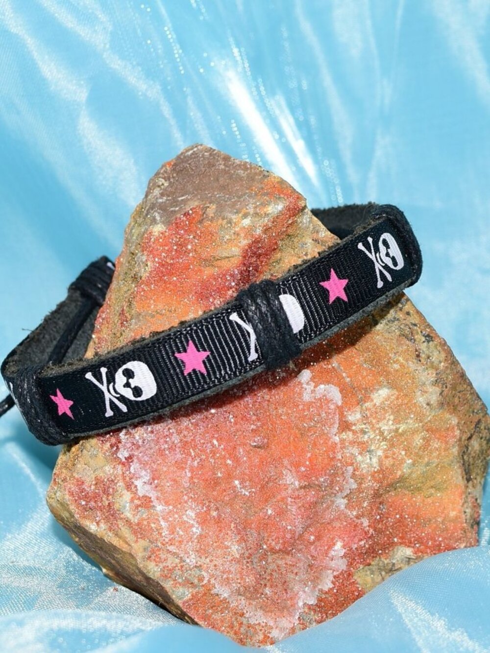 Rey Ribbon Leather Tie Bracelet Skull Crossbones Pink Star Womens Gift Packaged